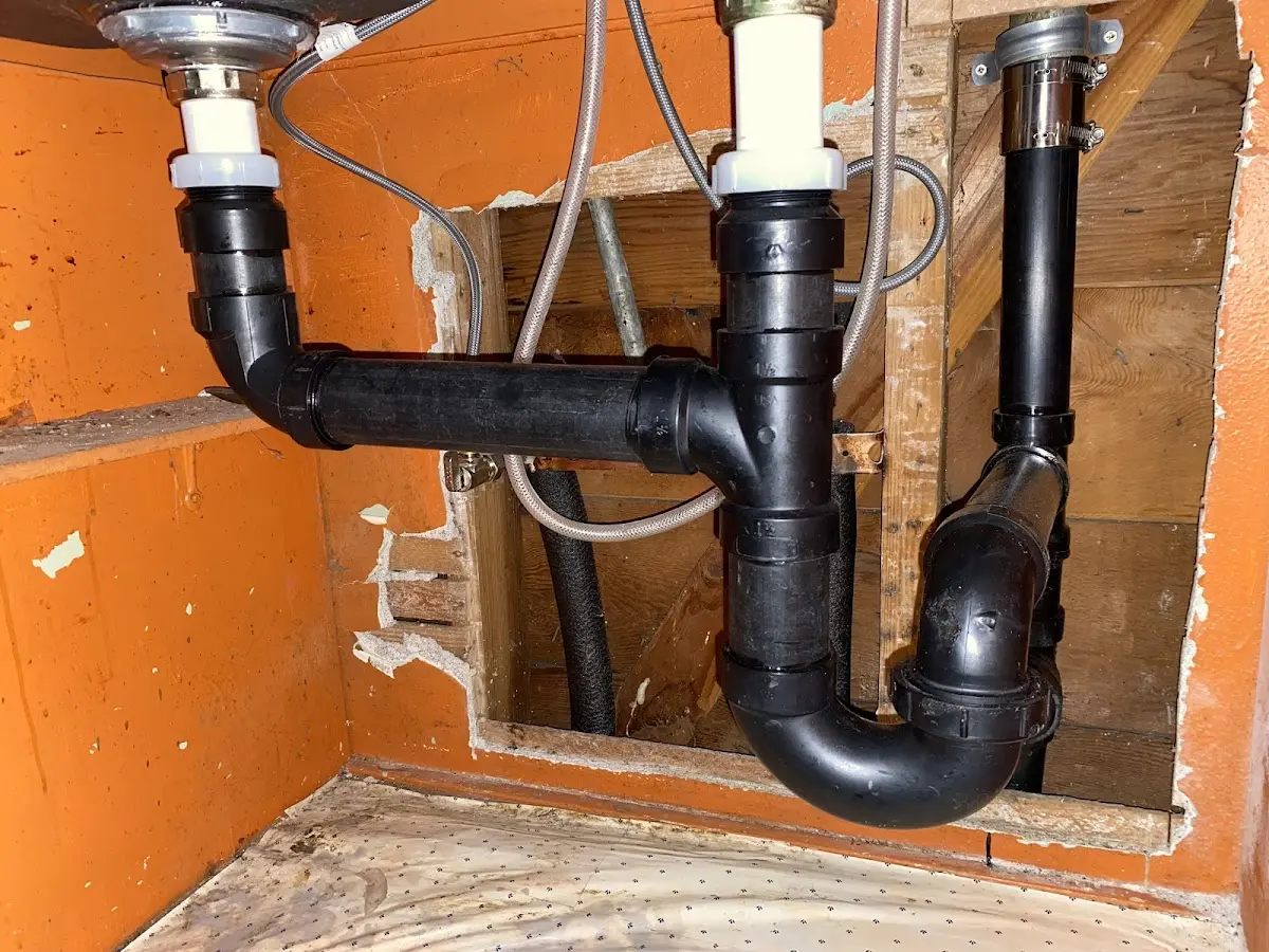 Professional Pipe Bursting equipment and tools on the job in Weston Lakes